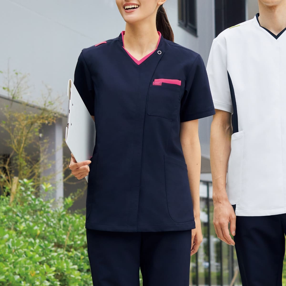 ジップスクラブ | 医療介護ユニフォーム | 1枚 | 7109SC | ダークネイビー×ターコイズ