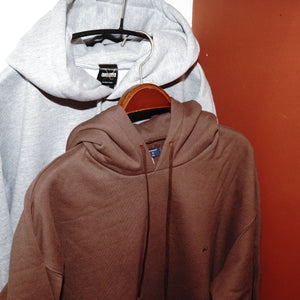 whideoutとCROSS STITCH。今季のパーカはこれで “アガリ”です。