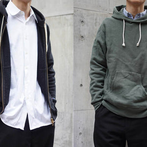 ジップアップパーカーとプルオーバーパーカーの着こなし