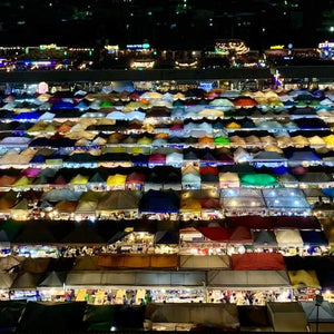 ローカルの服事情〜ドンムアン空港近郊のエリア情報