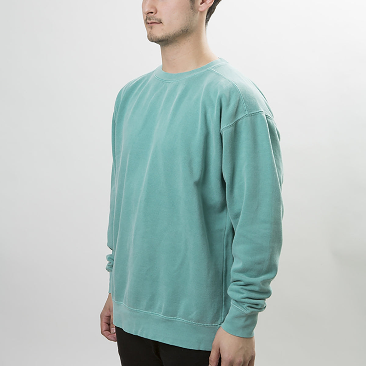 9.5 oz ガーメントダイ クルーネック スウェットシャツ | メンズ | 1枚 | 1566 | クリムゾン