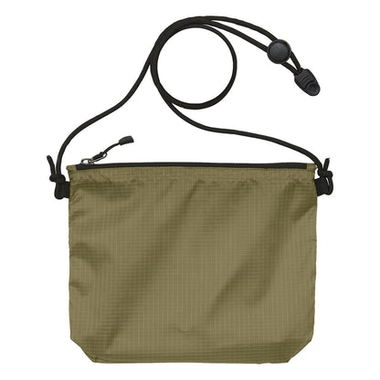 ライトナイロン リップストップ サコッシュ | ノベルティ(小物) | 1枚 | 1420-01 | オリーブ