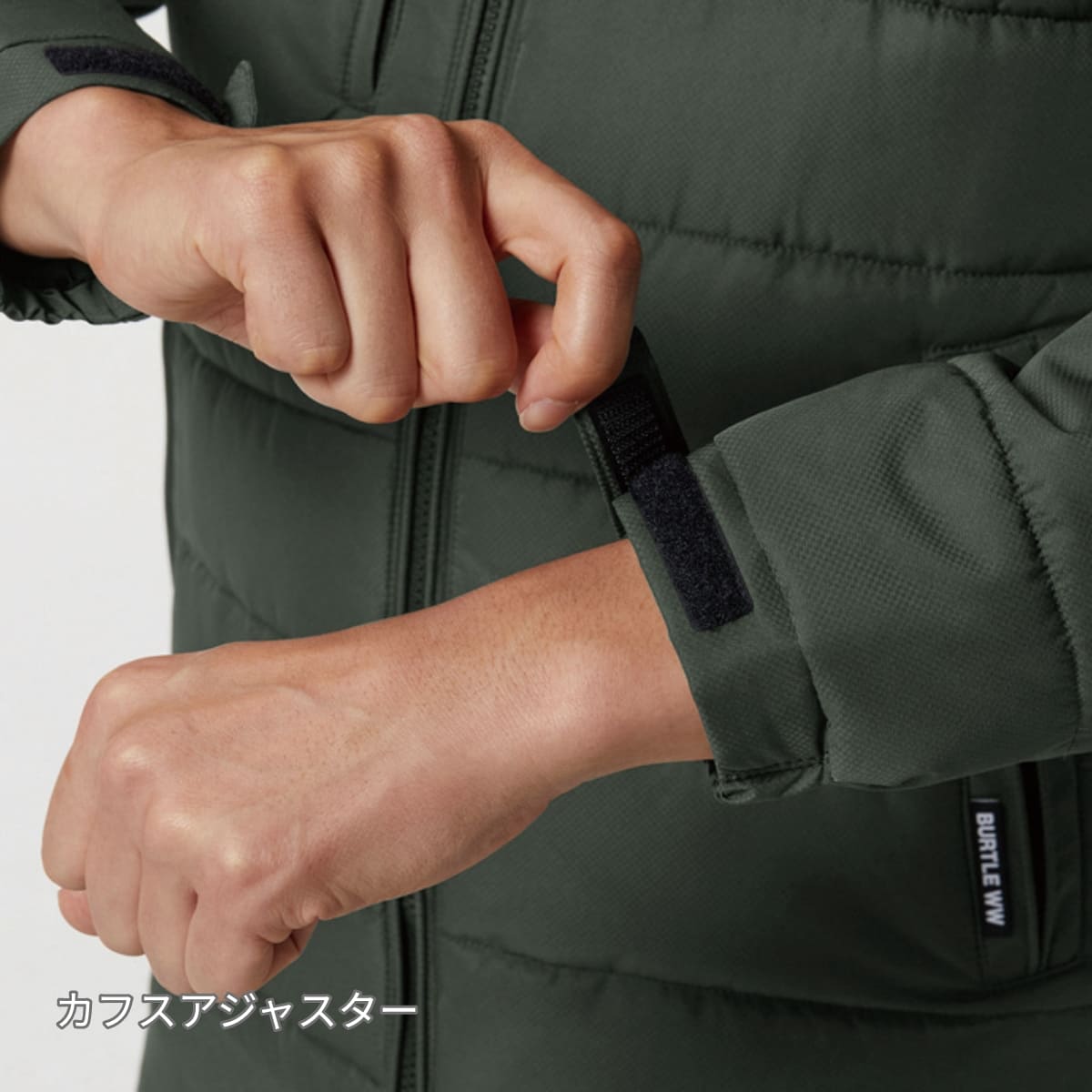 防寒フーディジャケット（ユニセックス）［5030シリーズ］ | ユニフォーム | 1枚 | 5030 | ブラック