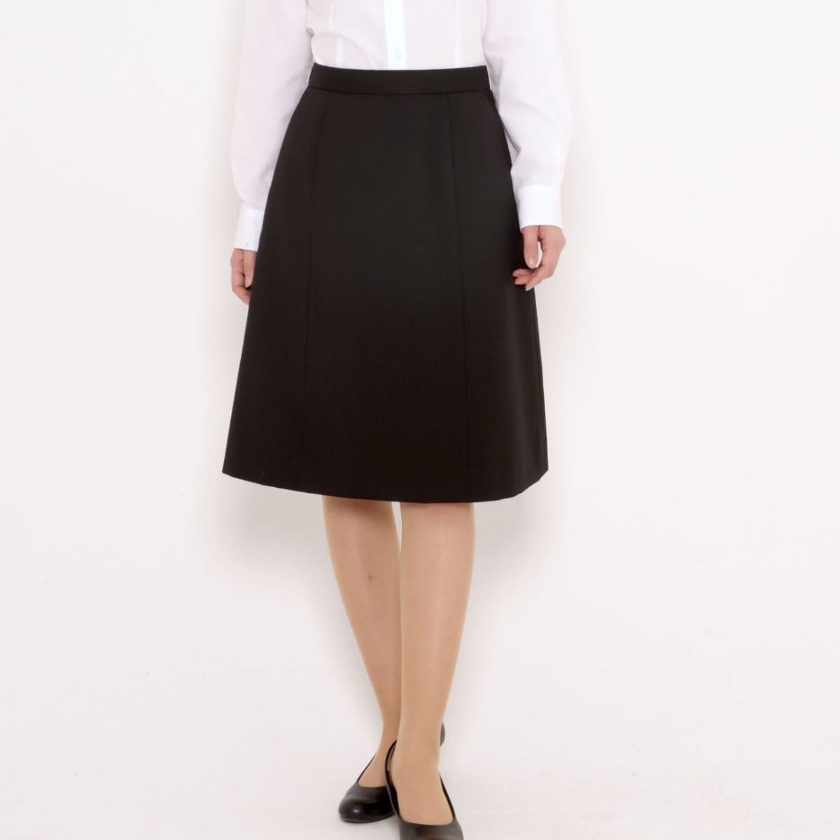 マダムエイチ　ブラック Aラインスカート ボタン付き マダムエイチブラック Aラインスカート ボタン付き