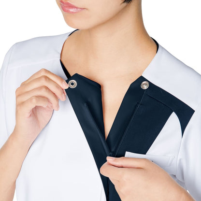 レディスジップスクラブ | 医療介護ユニフォーム | 1枚 | 7052SC | ホワイト×ダークネイビー