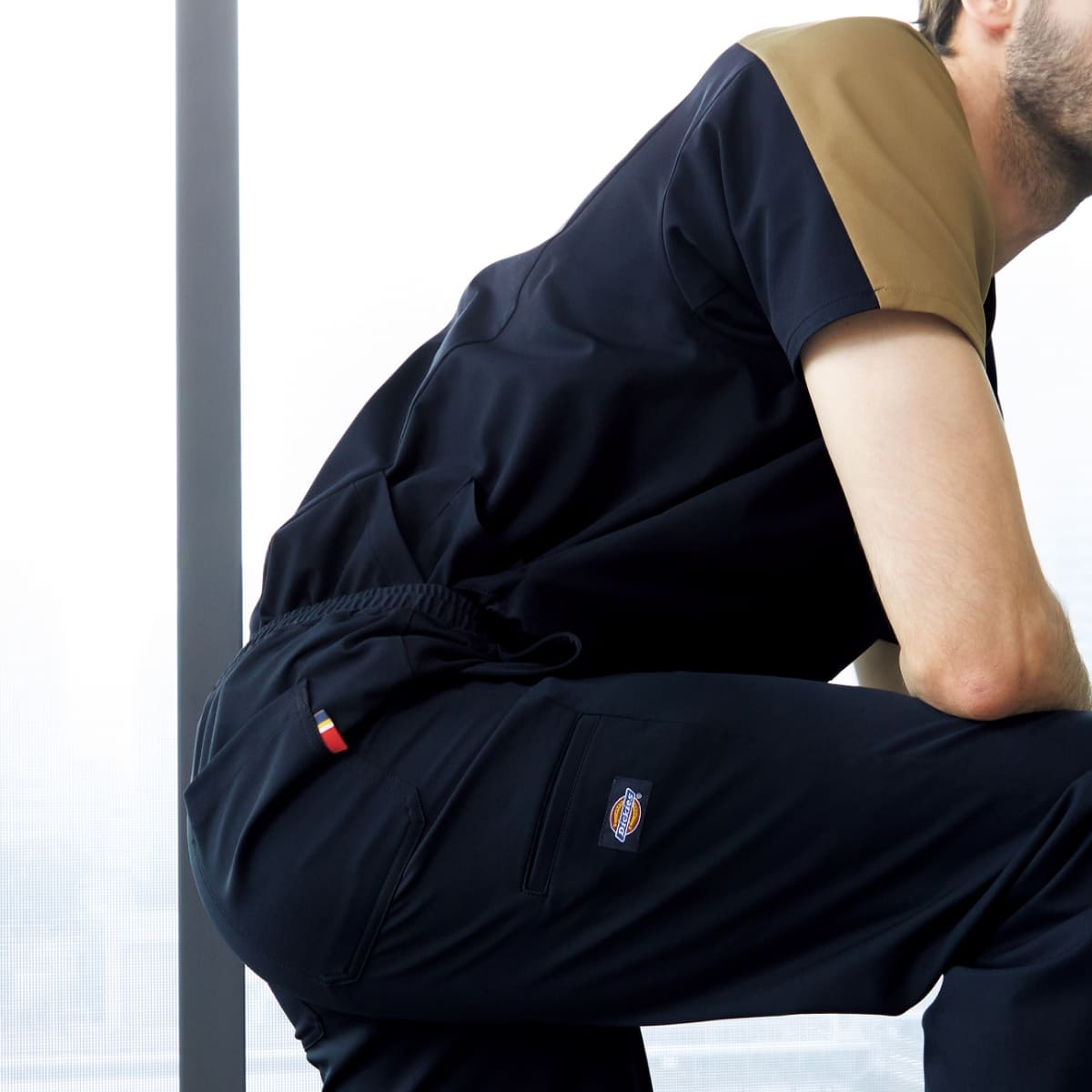 スクラブ（Dickies） | メディカルウェア | 1枚 | 7113SC | ブラック×ガンメタ