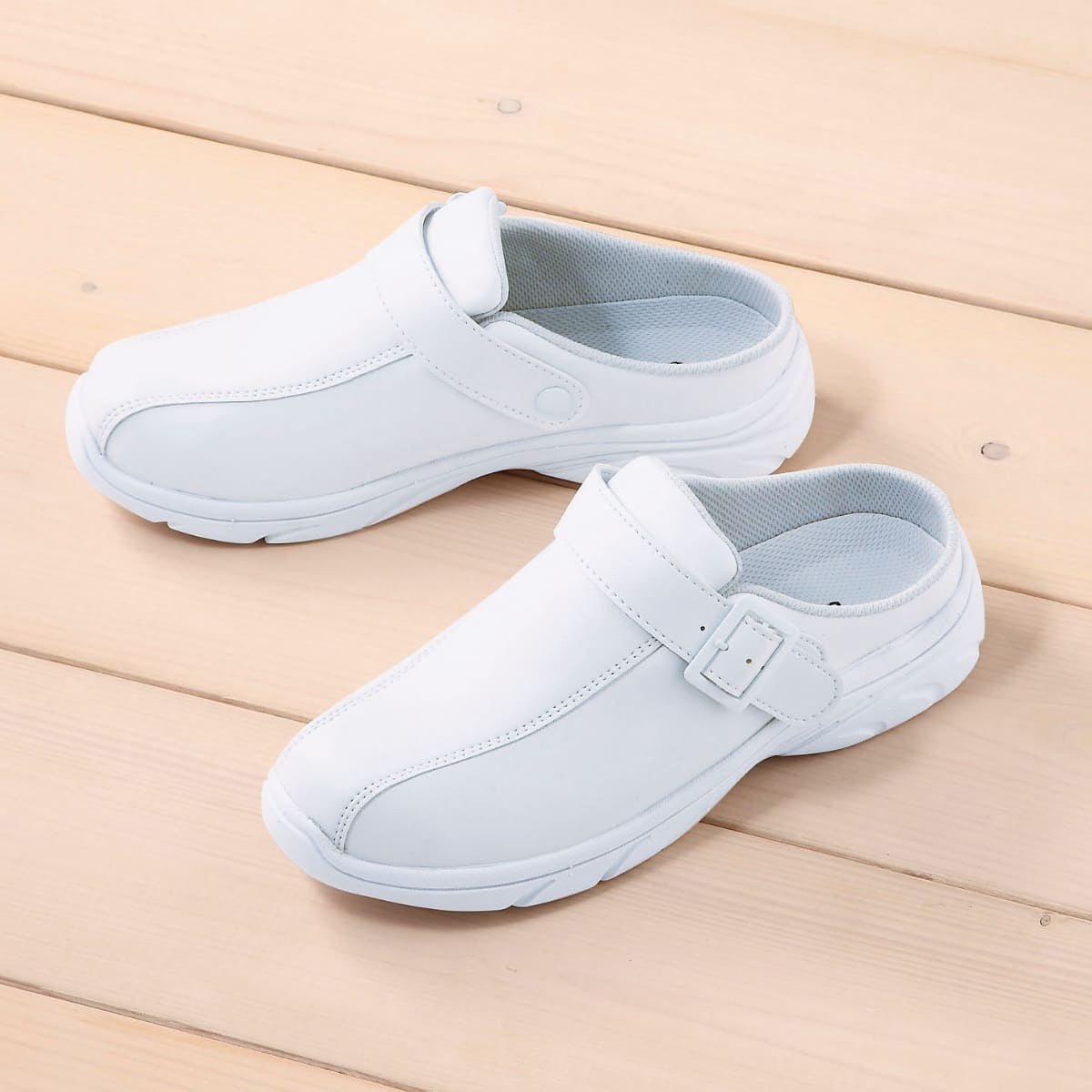 サボ・スリッポン | 医療介護ユニフォーム | 1枚 | 940 | ホワイト