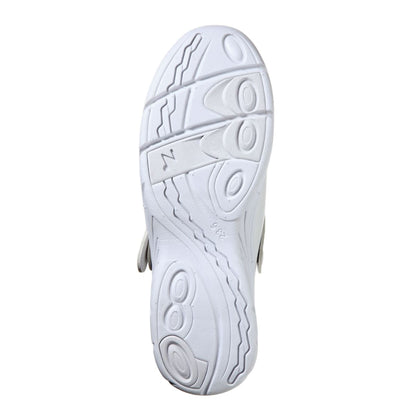 サボ・スリッポン | 医療介護ユニフォーム | 1枚 | 940 | ホワイト