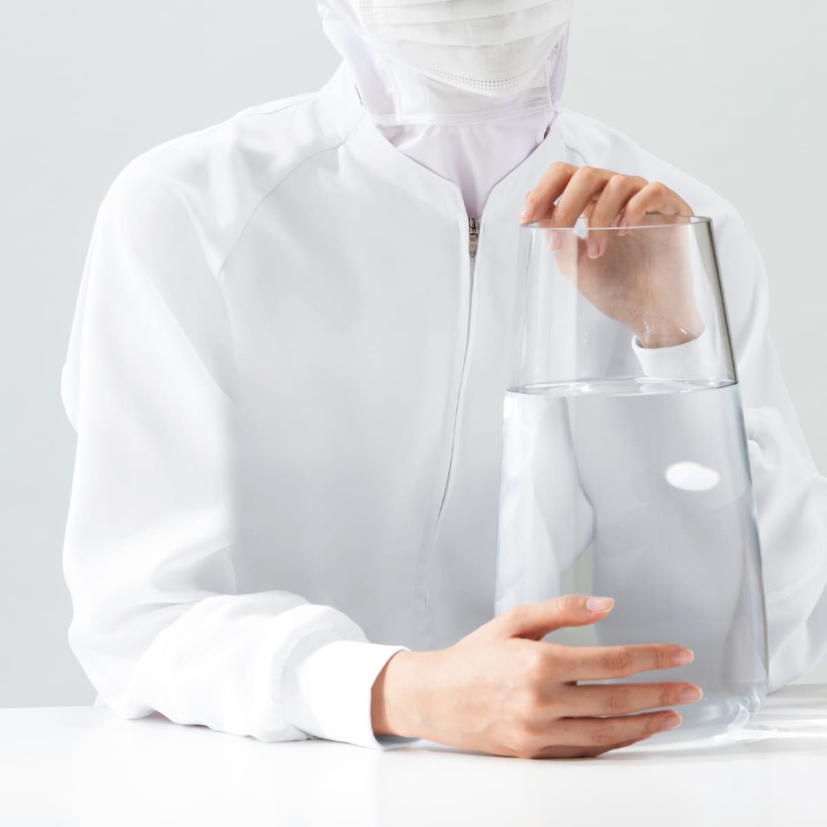 ジャンパー（男女兼用） | ユニフォーム | 1枚 | KZN404 | ホワイト