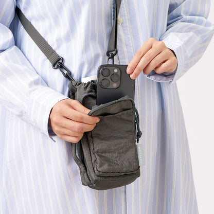 MOTTERU クーラーボトルホルダーサコッシュ | ノベルティ(小物) | 1枚 | TR-1442 | ライトブルー