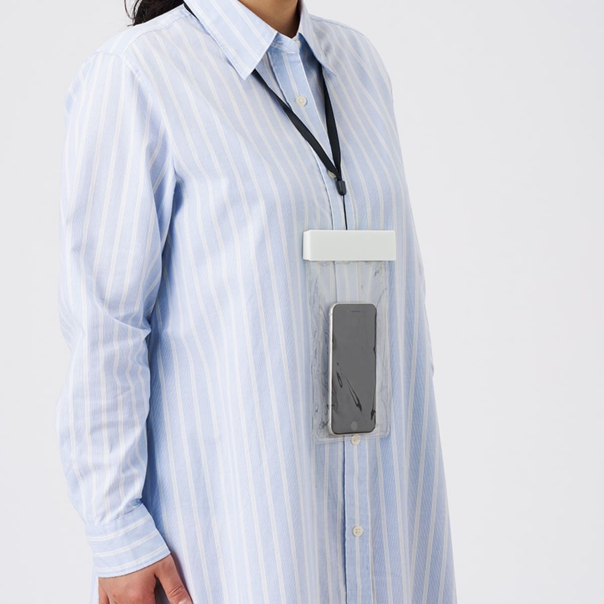 モバイルウォータープルーフポーチ6.9インチ（クリップ全面印刷対応） | ノベルティ(小物) | 1枚 | TE-0028 | ブラック