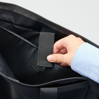 ノートPCが入れられるファスナートート | ノベルティ(小物) | 1枚 | TE-0047 | ミルキーベージュ