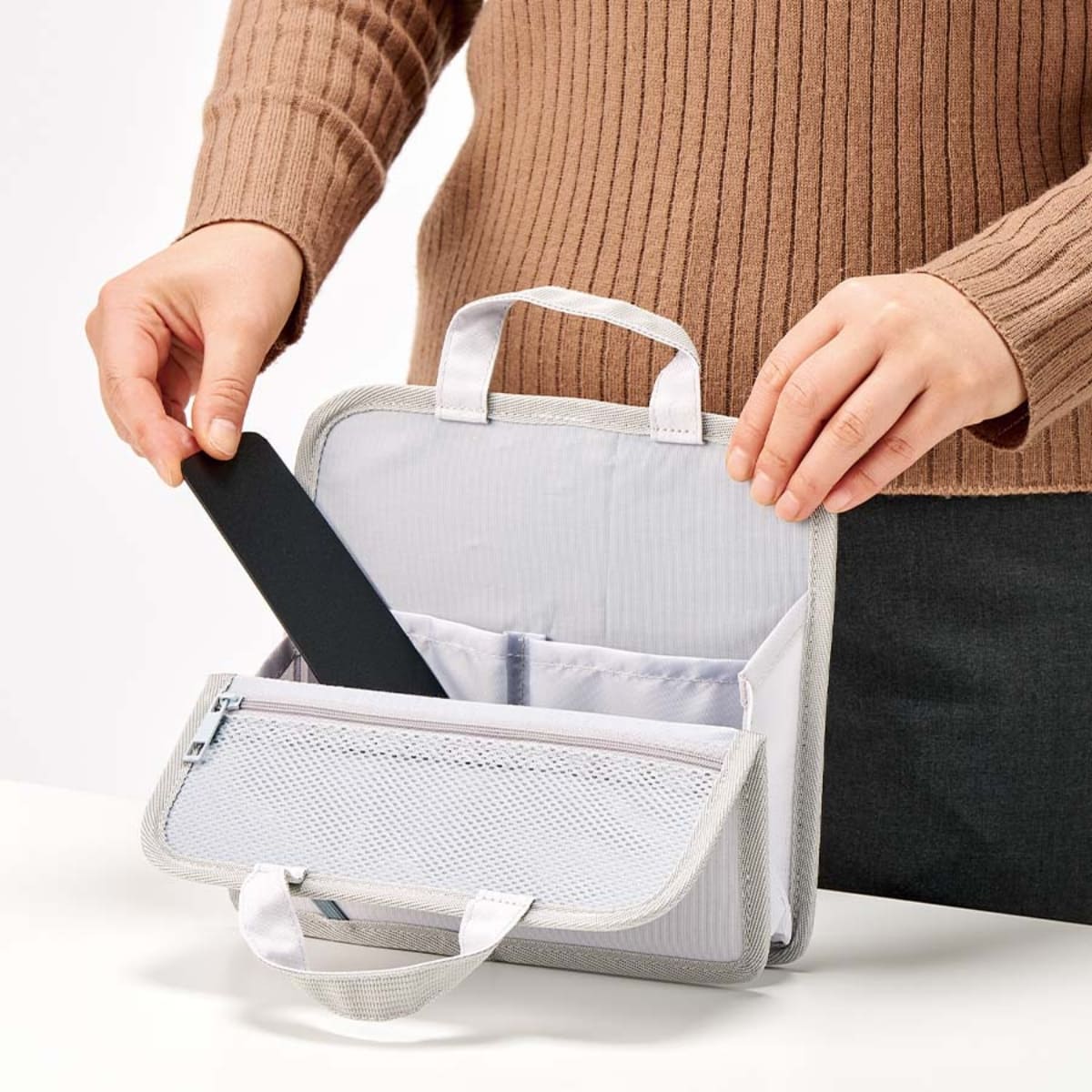 文具まとめて持ち運びバッグ | ノベルティ(小物) | 1枚 | TF-0158 | グレー