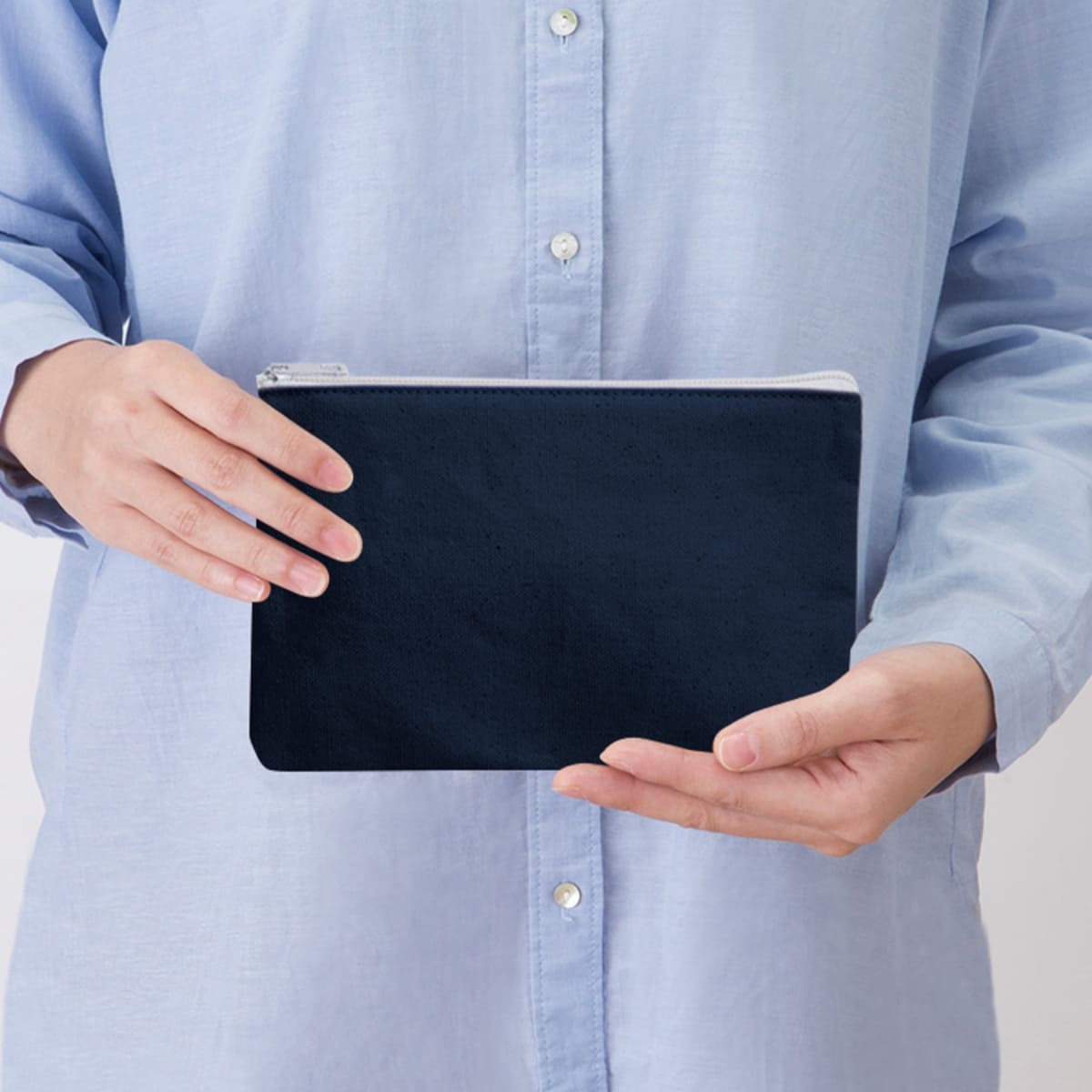 キャンバス フラットポーチ（S） | ノベルティ(小物) | 1枚 | TR-0822 | オリーブ