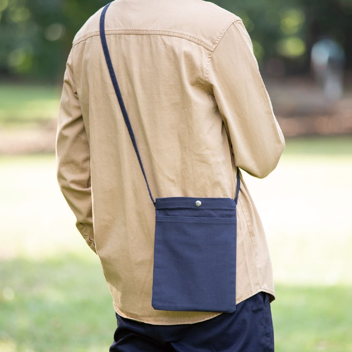 キャンバス フロントポケットサコッシュ | ノベルティ(小物) | 1枚 | TR-1082 | ナイトブラック