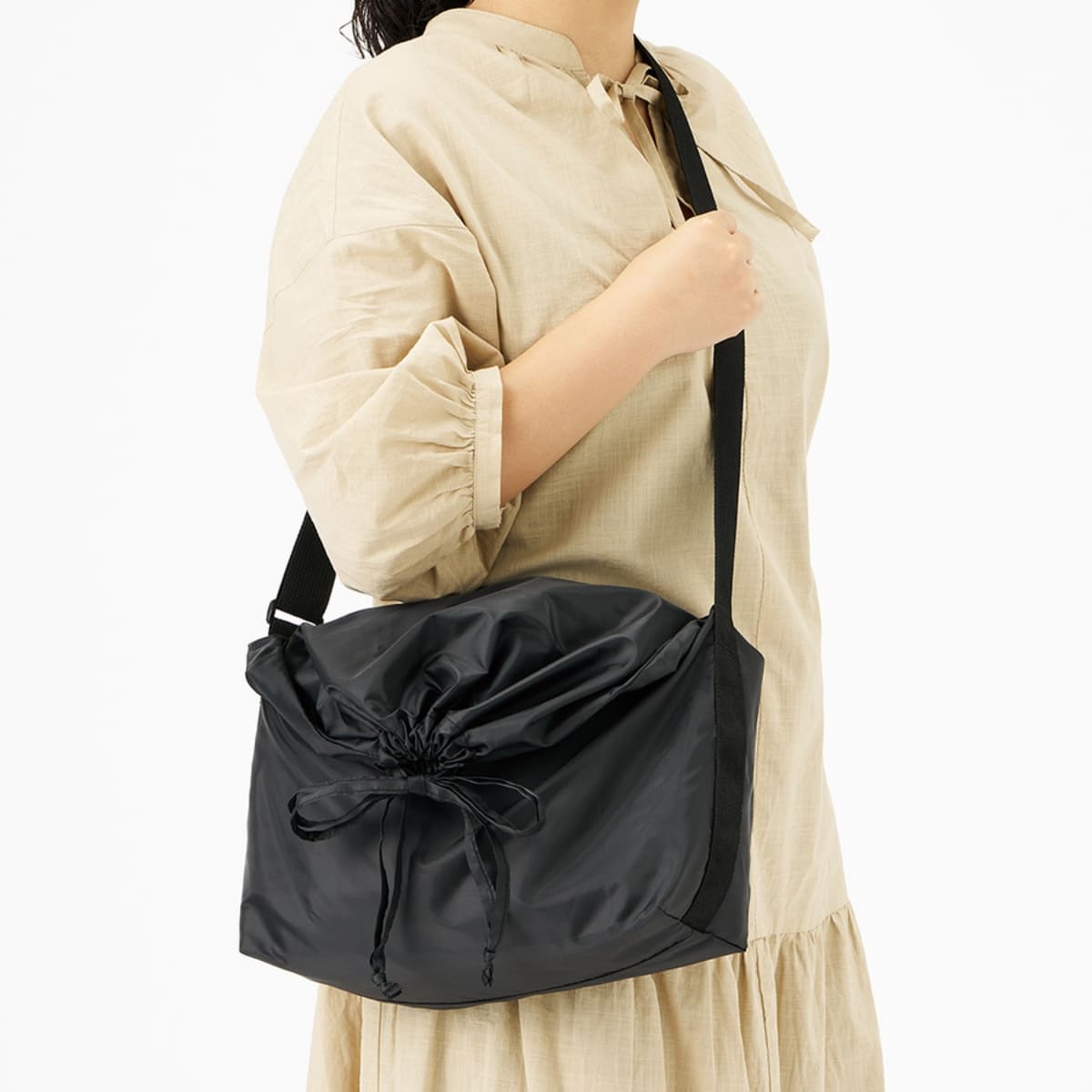 巾着ポリショルダーバッグ | ノベルティ(小物) | 1枚 | TR-1365 | ブラック