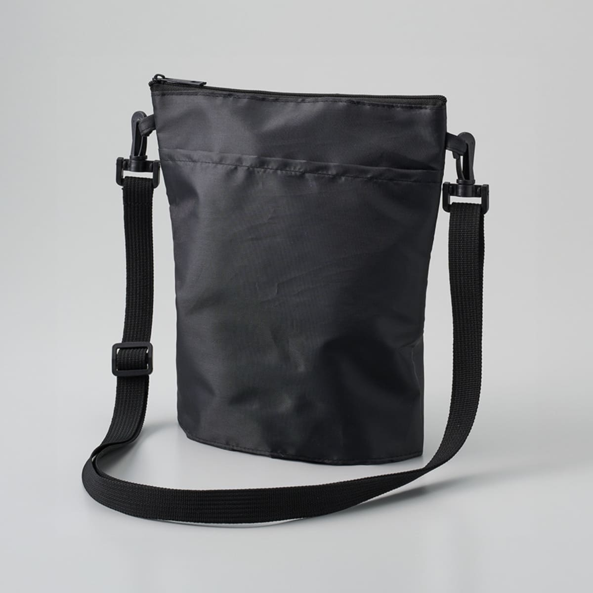 保冷ボトルホルダーサコッシュ ワイド | ノベルティ(小物) | 1枚 | TR-1441 | ブラック