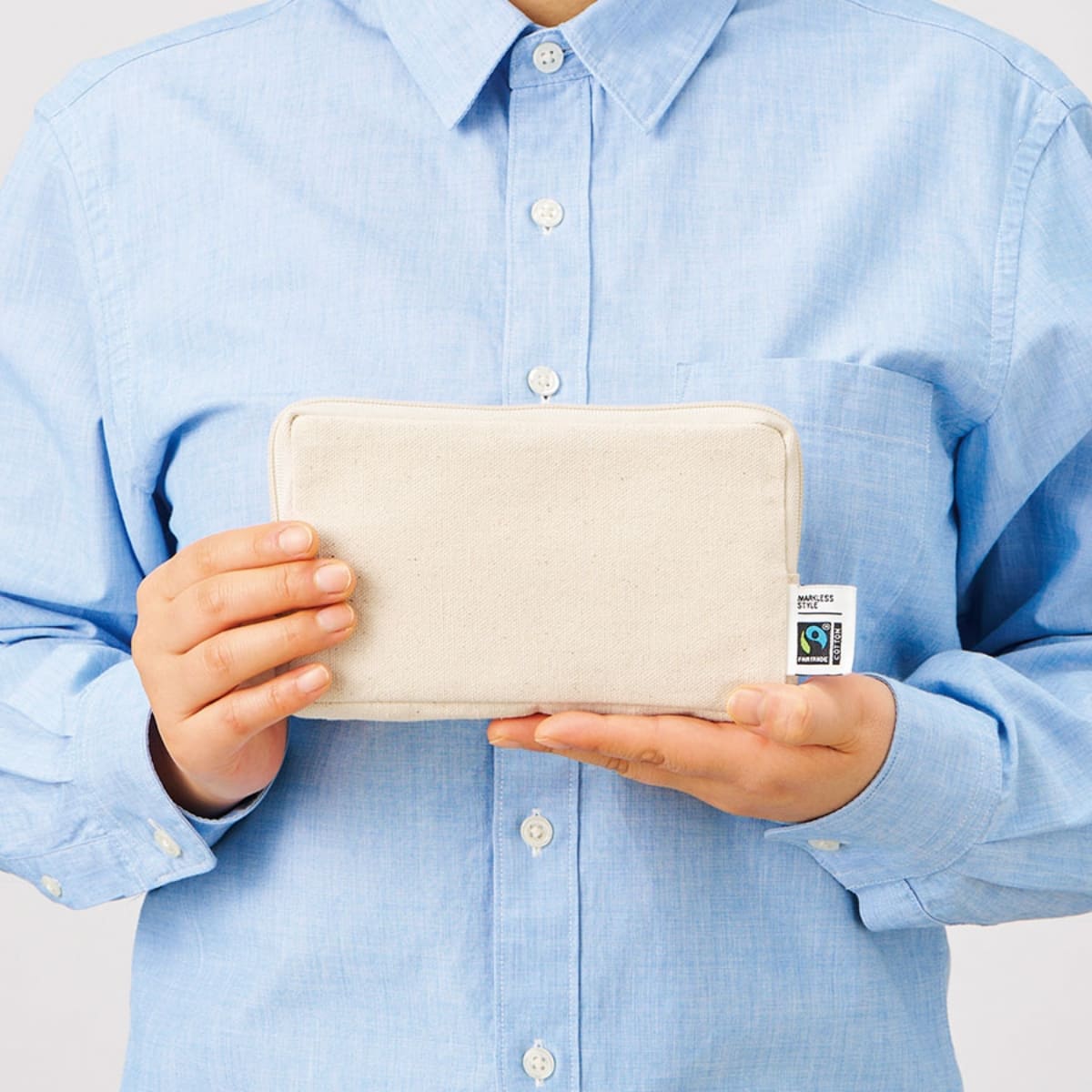 フェアトレードコットンスリムスクエアポーチ（M） | ノベルティ(小物) | 1枚 | TP-0051 | ネイビー