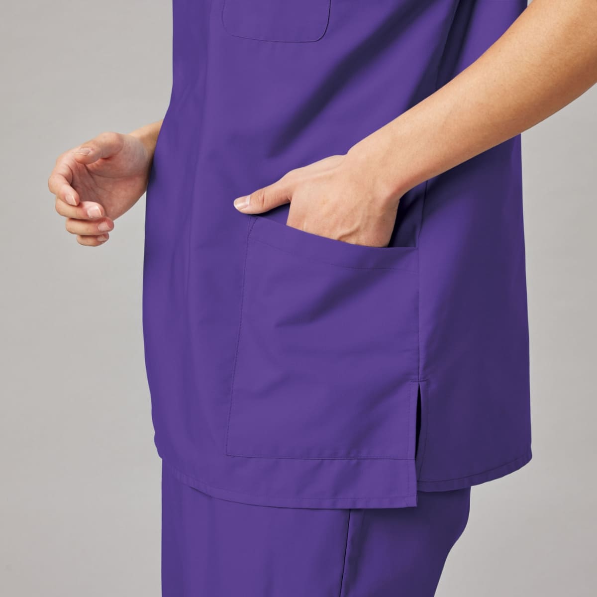 スクラブ（PANTONE） | メディカルウェア | 1枚 | 7000SC | パープル