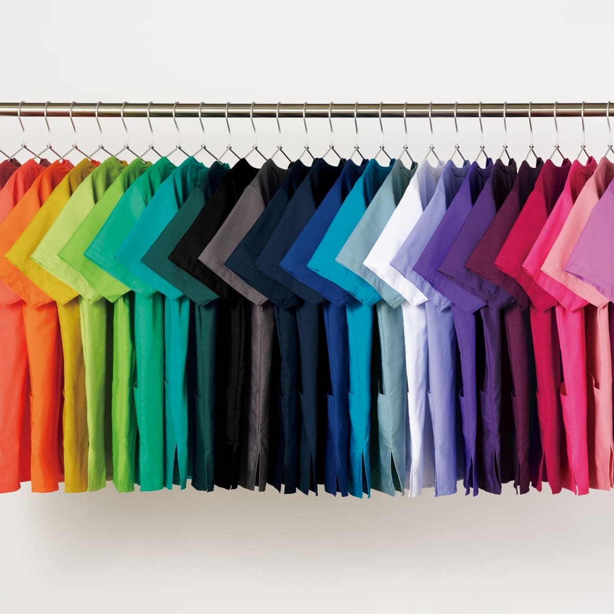 スクラブ（PANTONE） | メディカルウェア | 1枚 | 7000SC | チャコールグレー