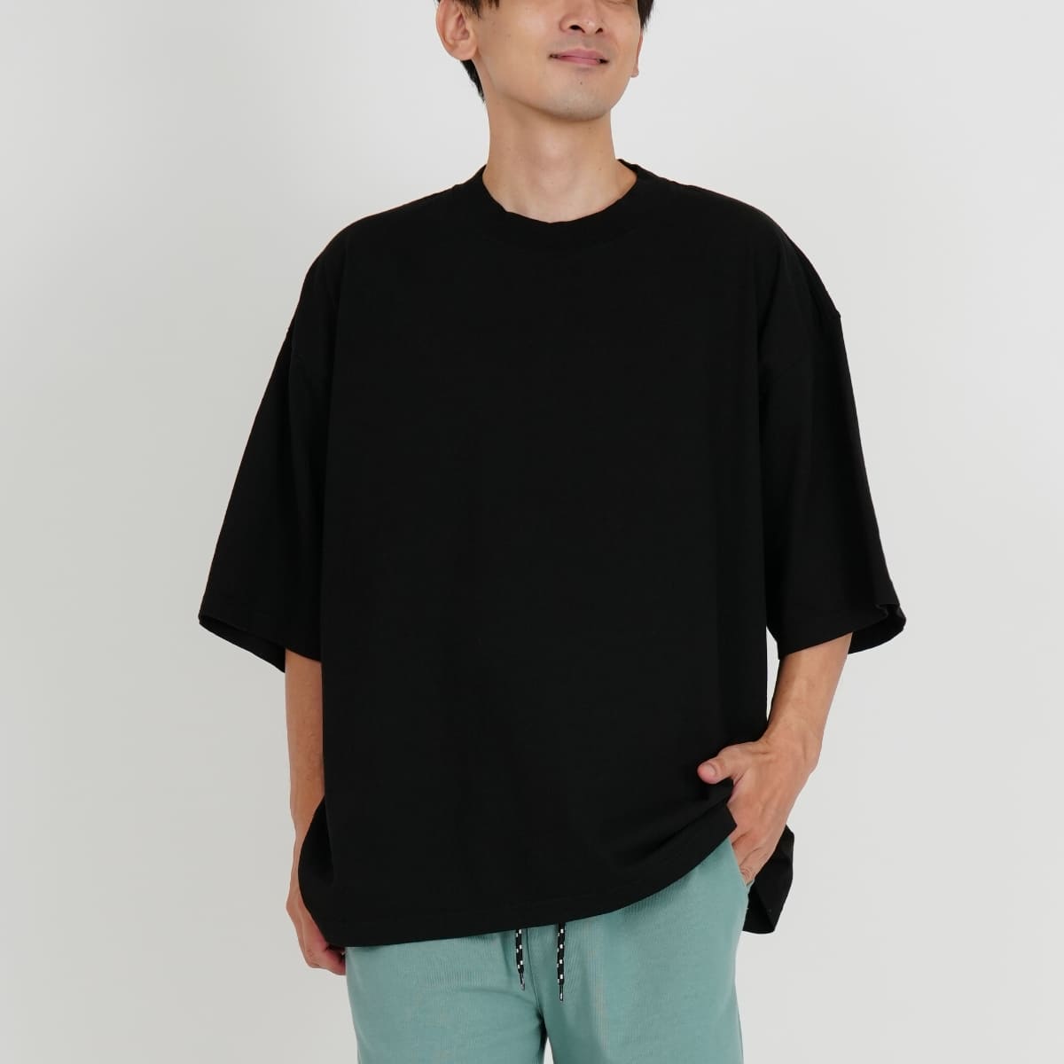ドロップ ショルダー t シャツ