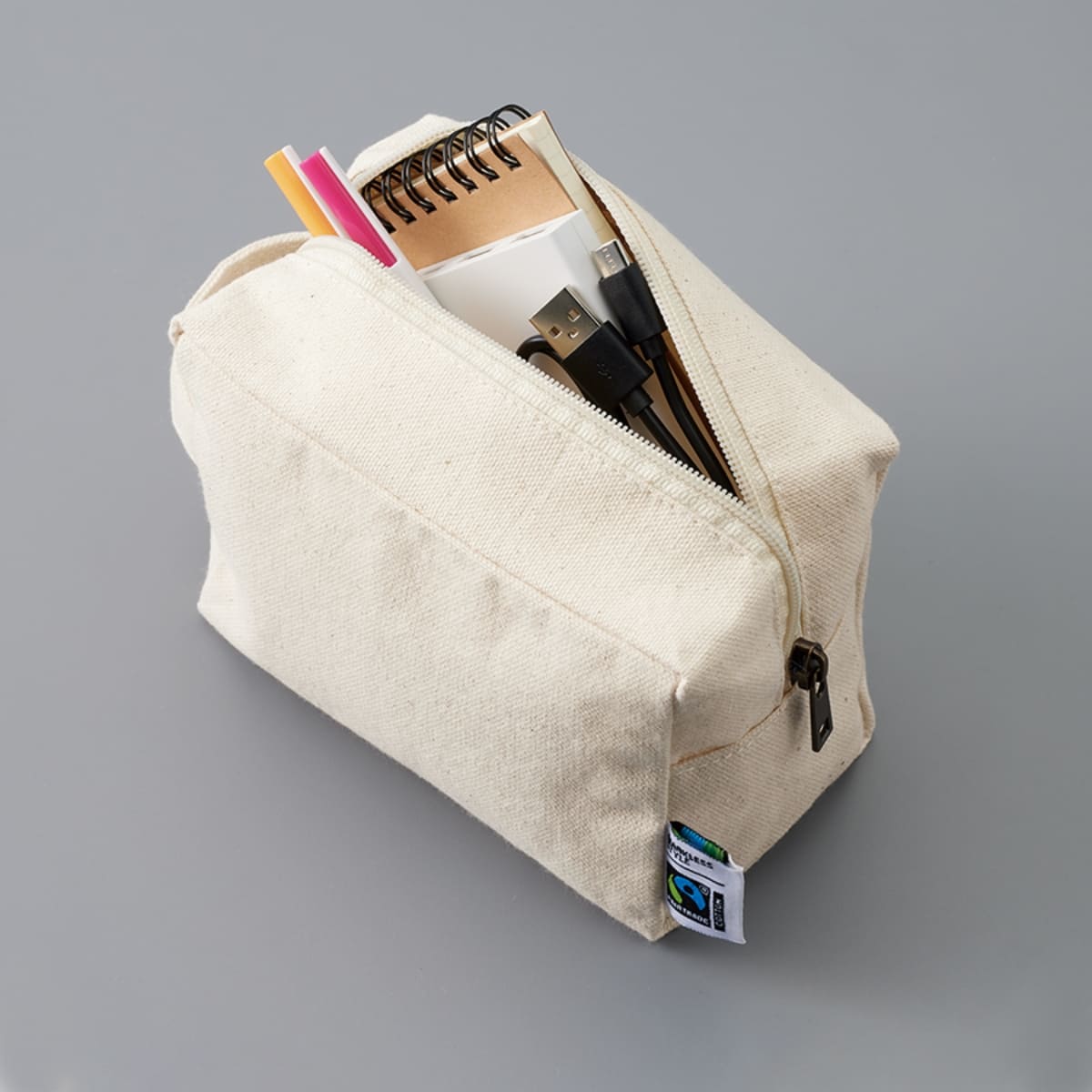 フェアトレードコットン キャンバスファスナーポーチ（M） | ノベルティ(小物) | 1枚 | TF-0014 | スモークブルー