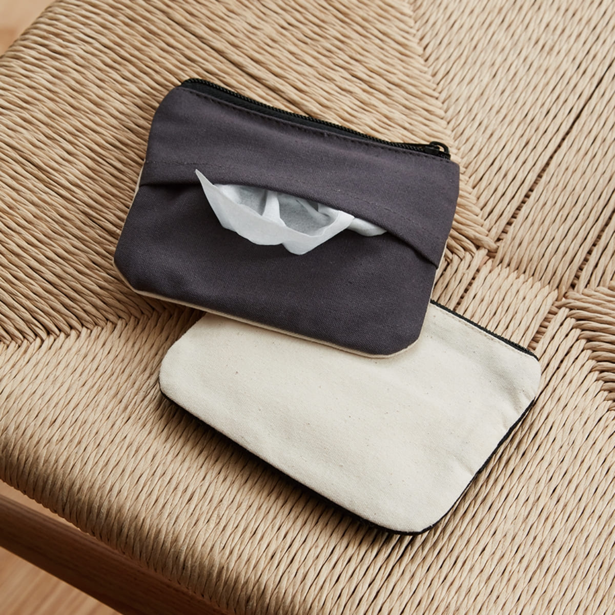 ライトキャンバス ティッシュポーチ | ノベルティ(小物) | 1枚 | TR-1072 | ナイトブラック